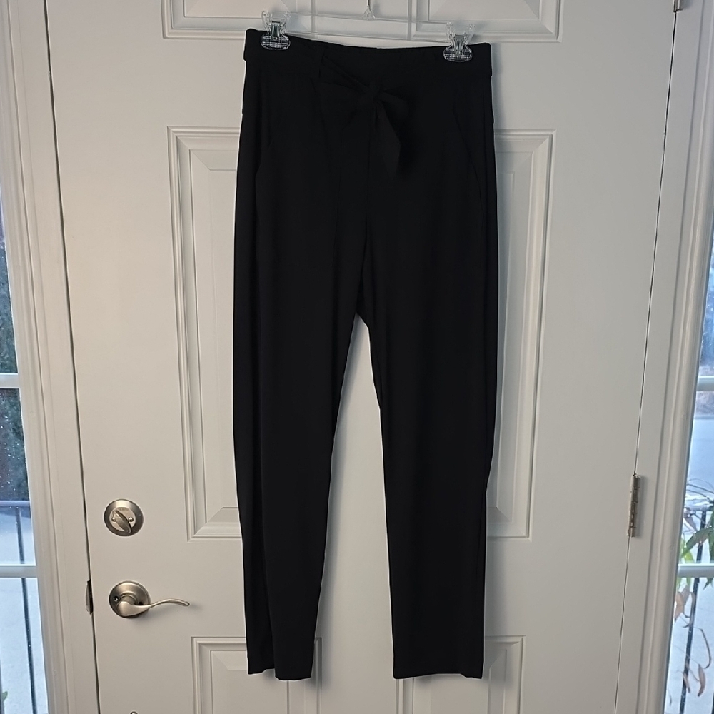 RAFFAELLO ROSSI Ira 7/8 Elegant Black Dress Pants.  SIZE 34
